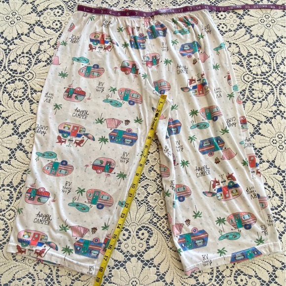 + Plus Size Bundle Sale - Secret Treasures Sleepwear Robe and PJ Set - Size L/XL - Picture 12 of 16